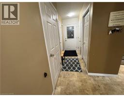 258 SOPHIA Crescent - 4