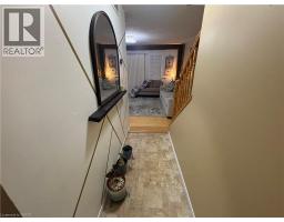 258 SOPHIA Crescent - 5