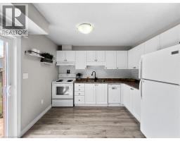 610 SALISBURY Avenue S - 13