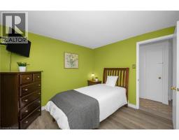 375 KINGSCOURT Drive UnitNo. 21 - 21