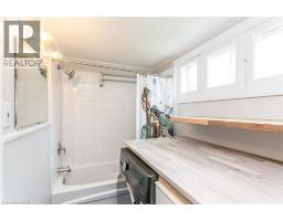 346 WELLINGTON Street - 33