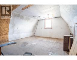 12 WALPOLE Drive - 45