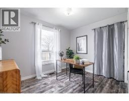 111 KING Street E - 18