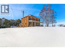 1724 NORFOLK COUNTY ROAD 21 - 3