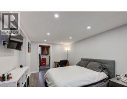 11 ROBIN Street S - 20