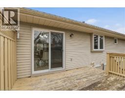 105 WHITE PINE Crescent - 36