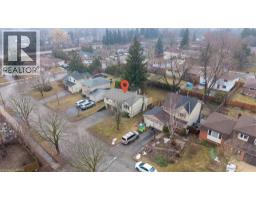 105 WHITE PINE Crescent - 42