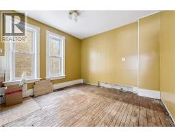 98 WILLIAM Street W - 21