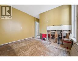 98 WILLIAM Street W - 22