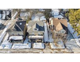 98 WILLIAM Street W - 34