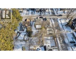 98 WILLIAM Street W - 36