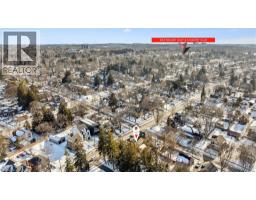 98 WILLIAM Street W - 42