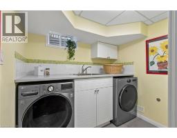 31 CEDAR CREST Street - 31