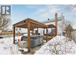 31 CEDAR CREST Street - 37