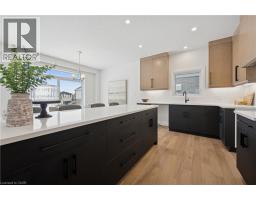 702 AUTUMN WILLOW Drive - 18