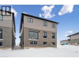 702 AUTUMN WILLOW Drive - 44