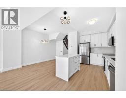 10 JUNE CALLWOOD Way - 12