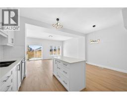 10 JUNE CALLWOOD Way - 13