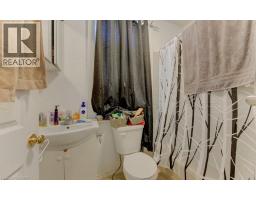 11 SIMCOE Street - 15