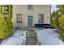 11 SIMCOE Street - 5