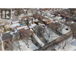 362 ROSELAWN Place - 35