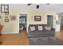 87 LAKESHORE Road - 18