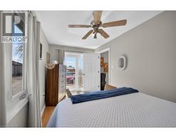 87 LAKESHORE Road - 24