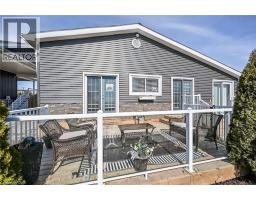 87 LAKESHORE Road - 4