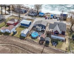 87 LAKESHORE Road - 44