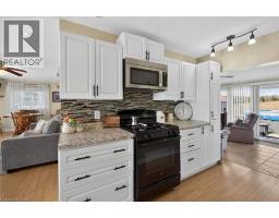 87 LAKESHORE Road - 9