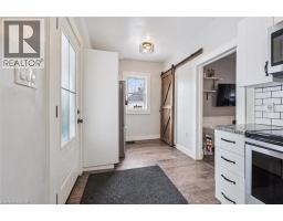 53 LOWELL Street N - 18