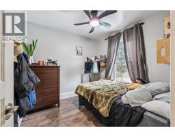 53 LOWELL Street N - 26