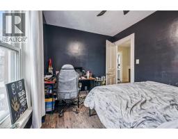 53 LOWELL Street N - 29