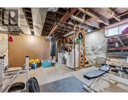 53 LOWELL Street N - 33