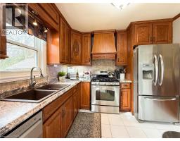 52 DAVIS Street W - 14