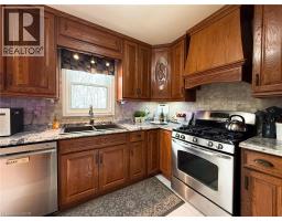 52 DAVIS Street W - 16