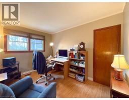 52 DAVIS Street W - 19