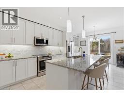 328 SHADY GLEN Crescent - 9