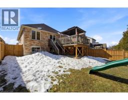 765 REID Crescent - 3