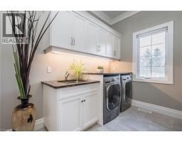 23 HIGHGROVE Court - 22