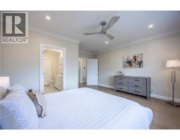 45 BLUENOSE Drive - 21