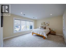 45 BLUENOSE Drive - 30