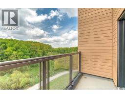 261 WOODBINE Avenue UnitNo. 26 - 21