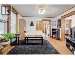 44 WALTER Street - 12