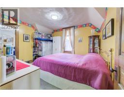 44 WALTER Street - 19