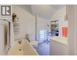 44 WALTER Street - 24