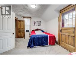 44 WALTER Street - 27