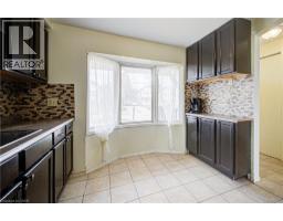 15 CARTER Crescent - 9