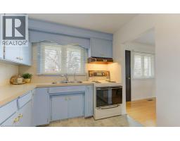 104 BURBANK Road - 16