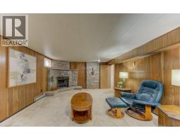 104 BURBANK Road - 36